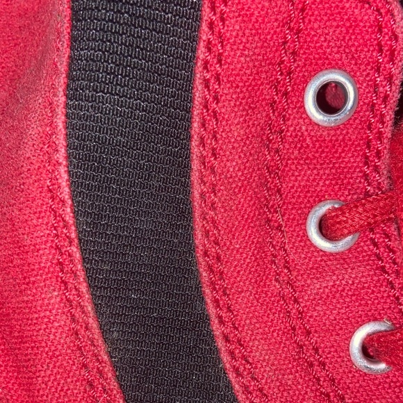 Keen Crimson Canvas Sneakers Kids Size 3 (big kid) - Picture 10 of 12